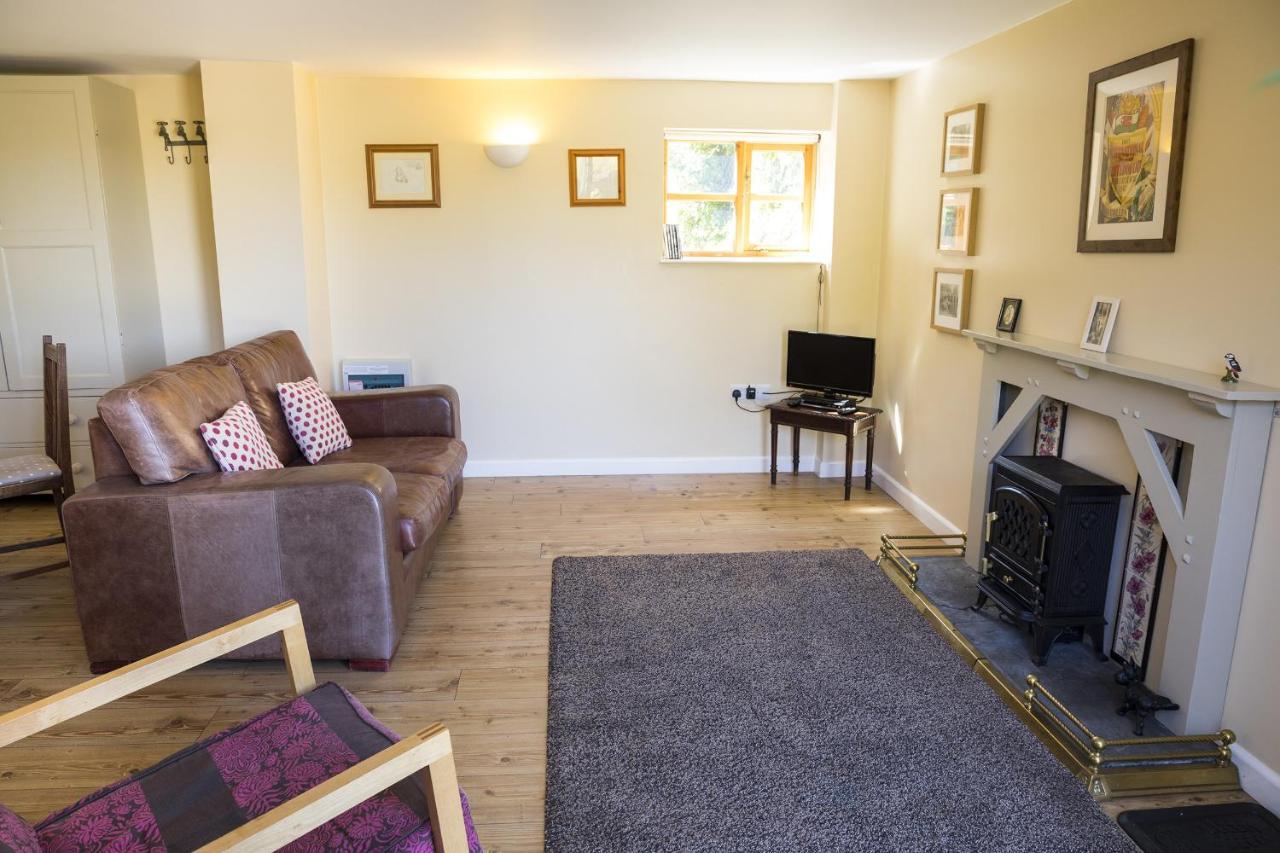 Finest Retreats - 1 Bed Llangollen Cottage - Sleeps 2 ภายนอก รูปภาพ